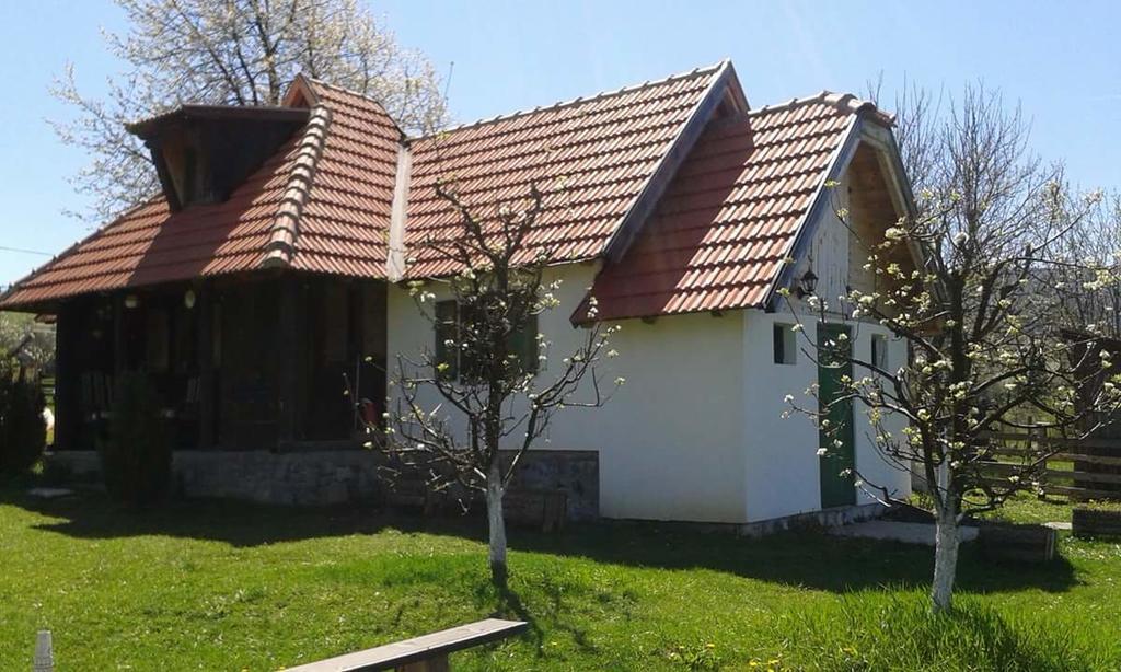 Camp Viljamovka Apartment Kremna Exterior photo